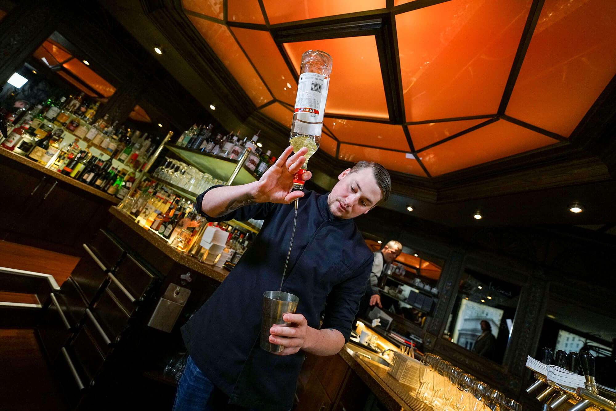 Parkhotel Gütersloh ParkBarNils Pitzonka Cocktail CarlMakesMedia Parkhotel Gütersloh ParkBarNils Pitzonka Cocktail