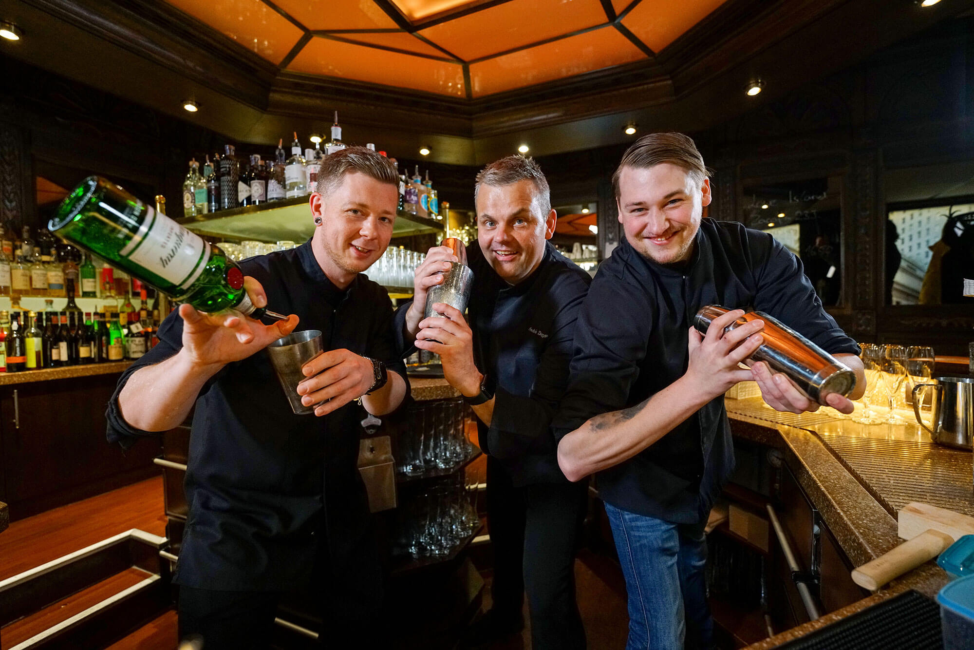 Parkhotel Gütersloh ParkBar Joshua Rost, Andre Deggau, Nils Pietzonka CarlMakesMedia Parkhotel Gütersloh ParkBar Joshua Rost, Andre Deggau, Nils Pietzonka